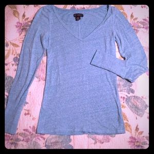 Long-sleeved Feathered Blue Shirt